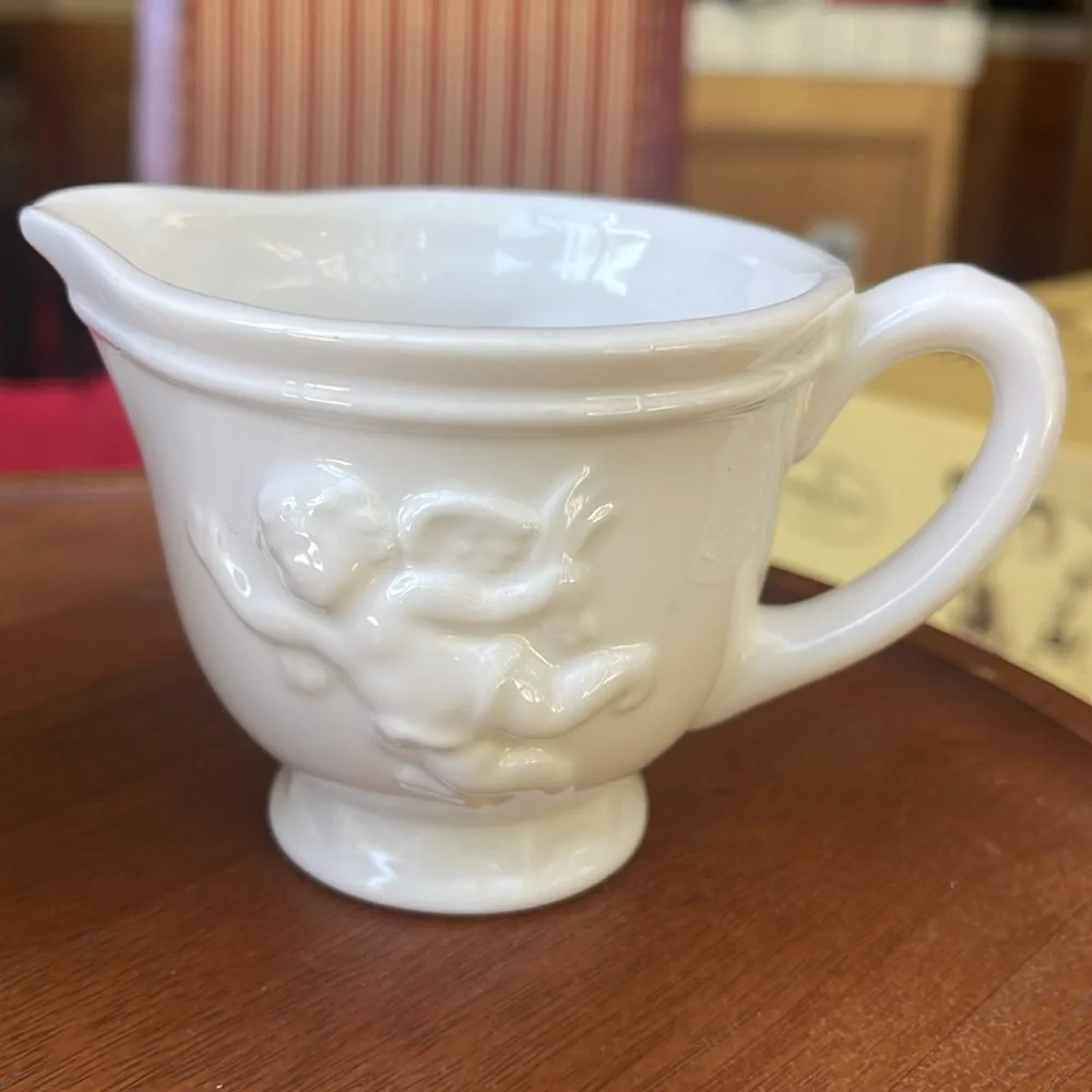 Rare Vintage White Cherub Sugar Bowl and Creamer Set